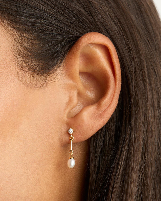 18k Gold Vermeil Embrace Stillness Pearl Drop Earrings
