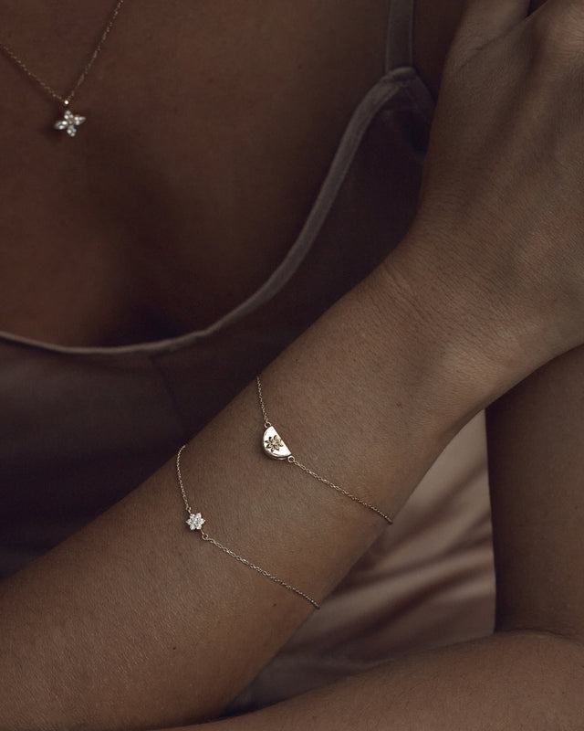 9k Solid Gold Lotus Bracelet