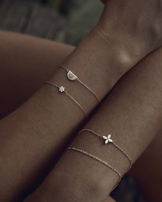 9k Solid Gold Lotus Bracelet