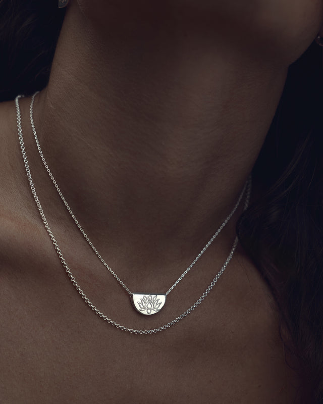 Sterling Silver Lotus Short Necklace