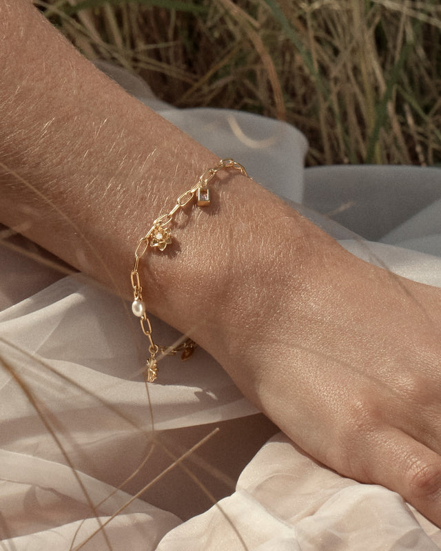 18k Gold Vermeil Bloom With Grace Bracelet