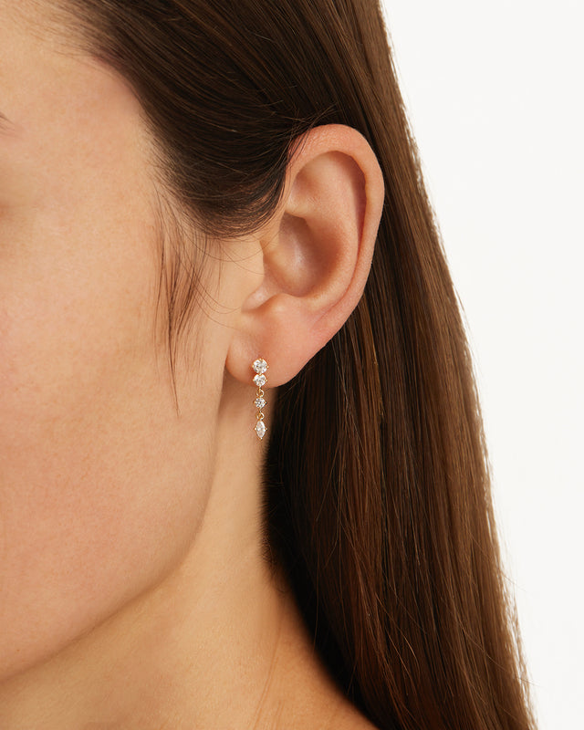 9k Solid Gold She Blooms Lab-Grown Diamond Drop Earring
