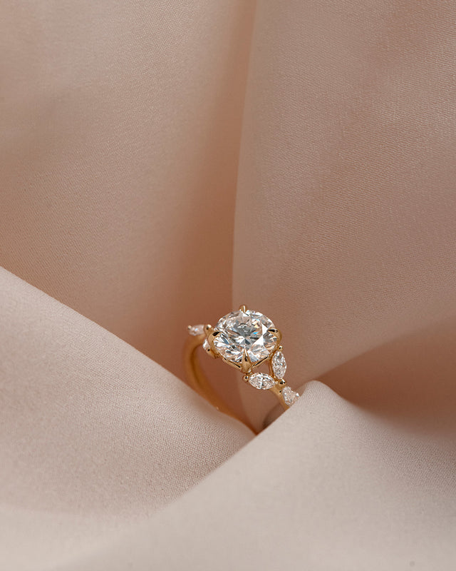 18k Solid Gold Lotus Bloom Engagement Ring - Round