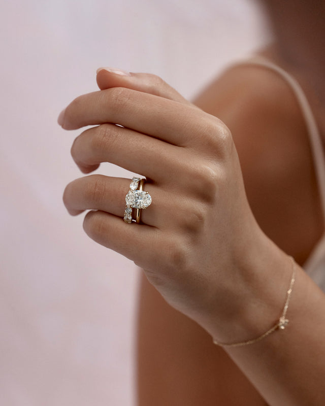 18k Solid Gold Lotus Solitaire Engagement Ring - Oval