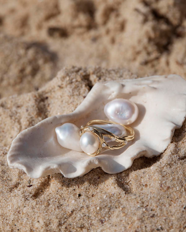 18k Gold Vermeil Dive Into Serenity Pearl Ring