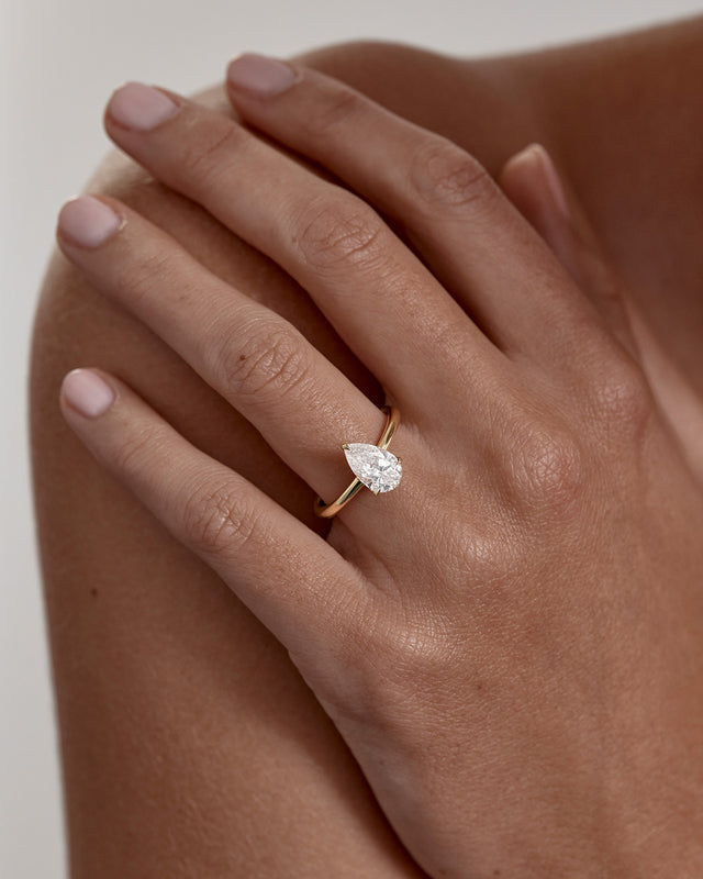 18k Solid Gold Lotus Solitaire Engagement Ring - Pear