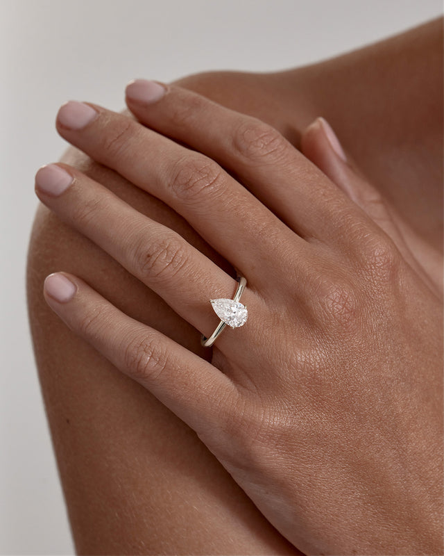 18k Solid White Gold Lotus Solitaire Engagement Ring - Pear 2ct