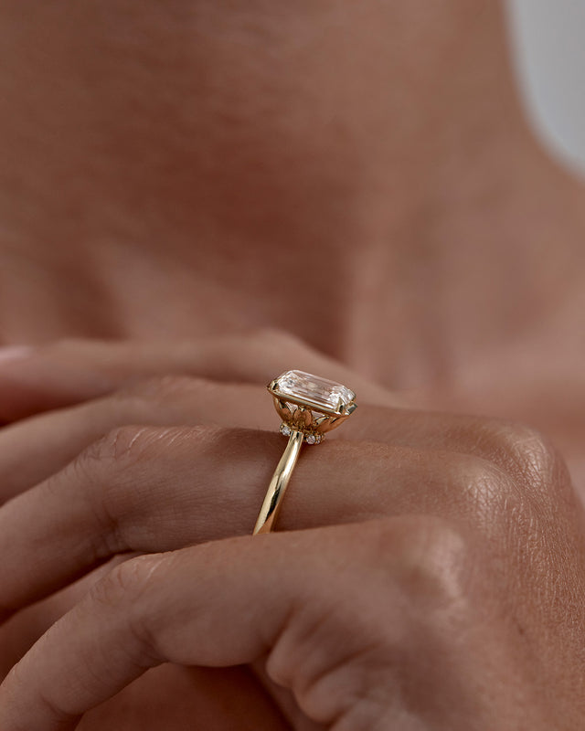 18k Solid Gold Hidden Lotus Engagement Ring - Emerald