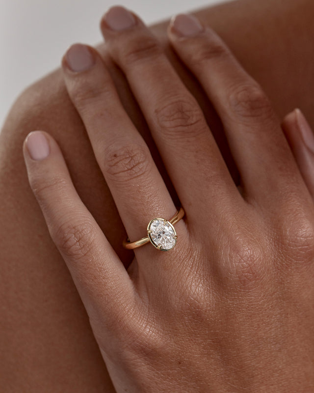 18k Solid Gold Hidden Lotus Engagement Ring - Oval 2.5ct