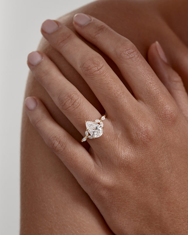 18k Solid Gold Lotus Bloom Engagement Ring - Pear