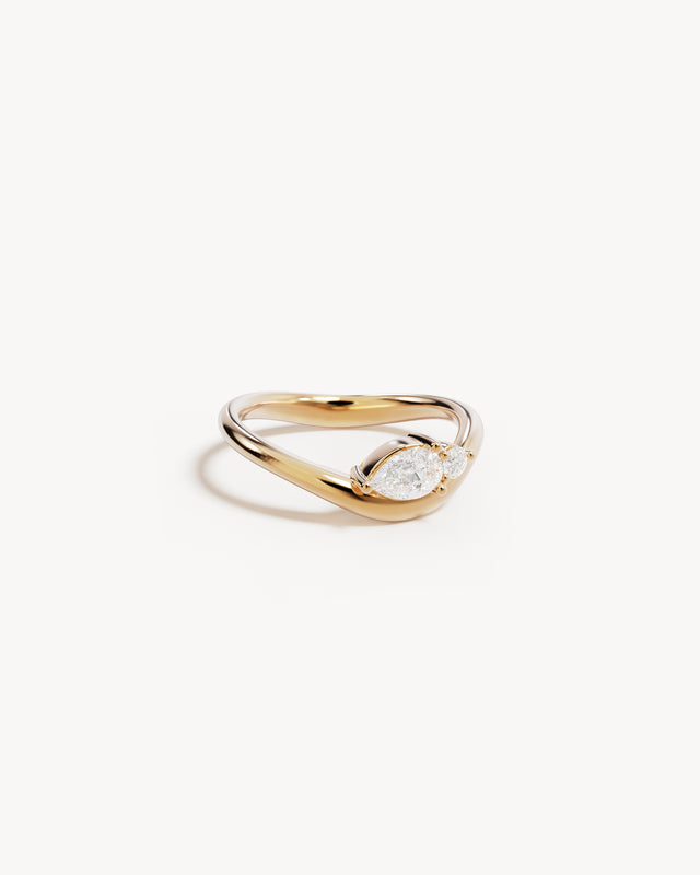 9k Solid Gold Echoes of Her Lab-Grown Diamond Ring