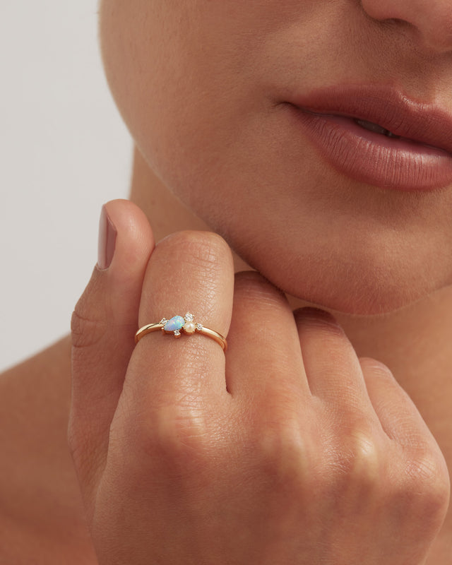 9k Solid Gold Enchanted Light Lab-Grown Diamond Ring