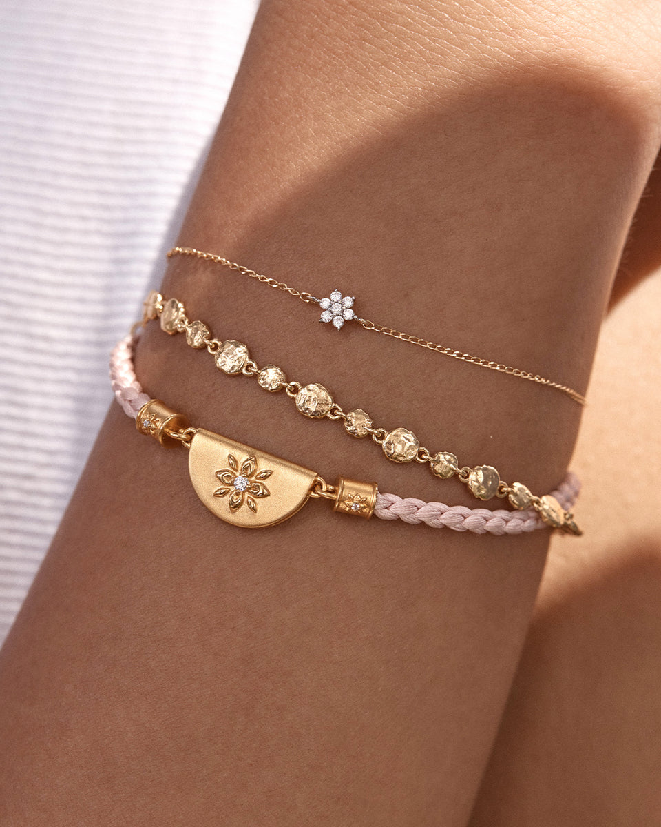 BY CHARLOTTE PROTECTION BRACELET GOLD main image 0