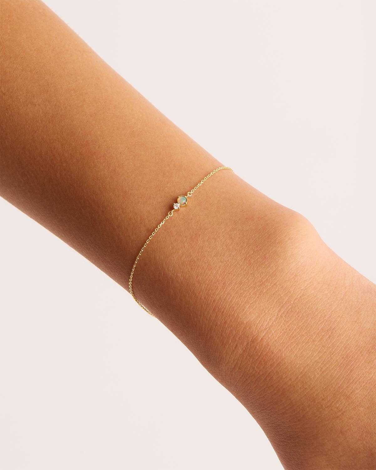 Thin gold sale bracelet with diamond