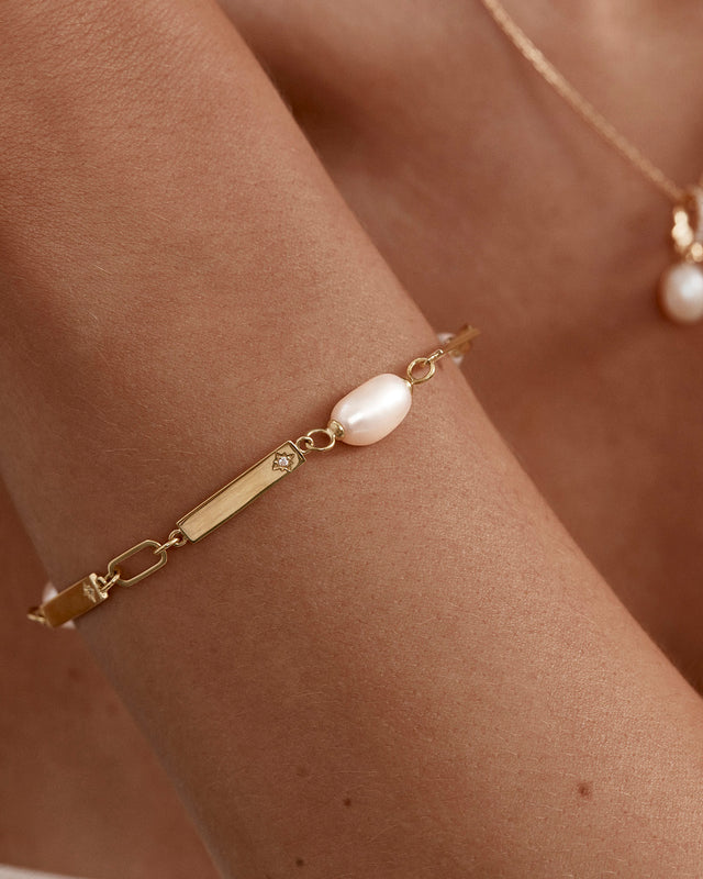 18k Gold Vermeil Connected By Love Pearl Bracelet