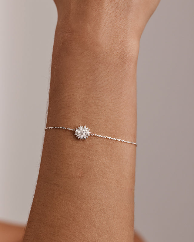 Sterling Silver Daisy April Birth Flower Bracelet