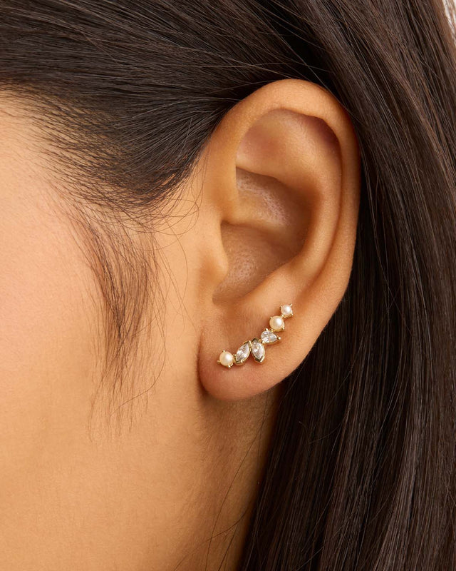 14k Solid Gold In Bloom Lab-Grown Diamond Ear Crawler