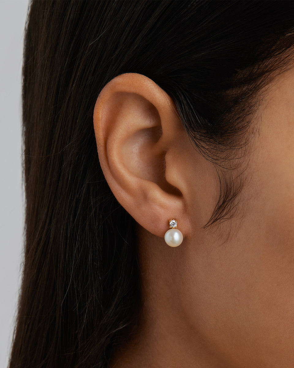 18k Gold Vermeil Love in Stillness Pearl Stud Earrings