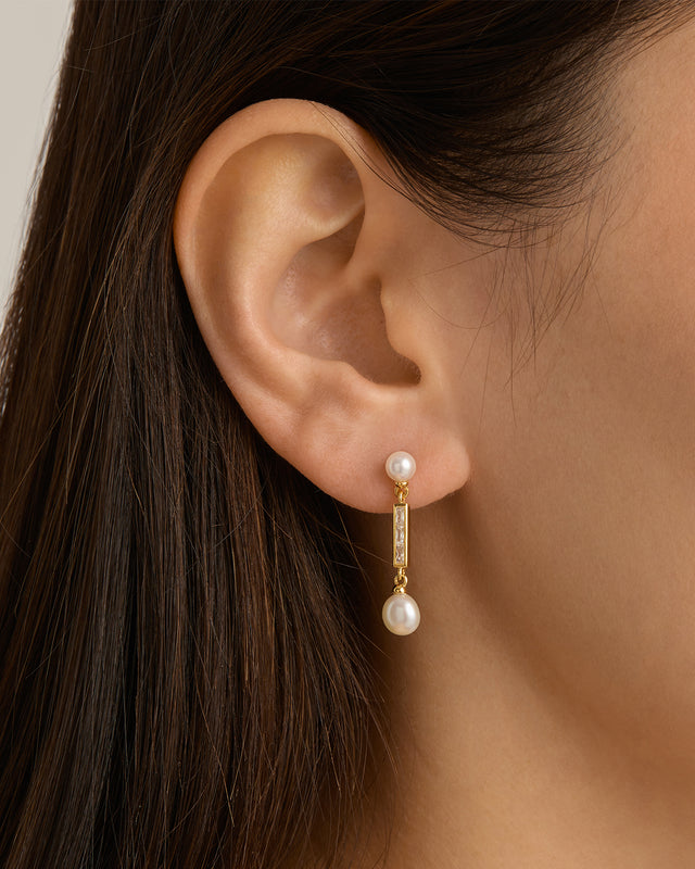 18k Gold Vermeil Breathe Pearl Drop Earrings – by charlotte