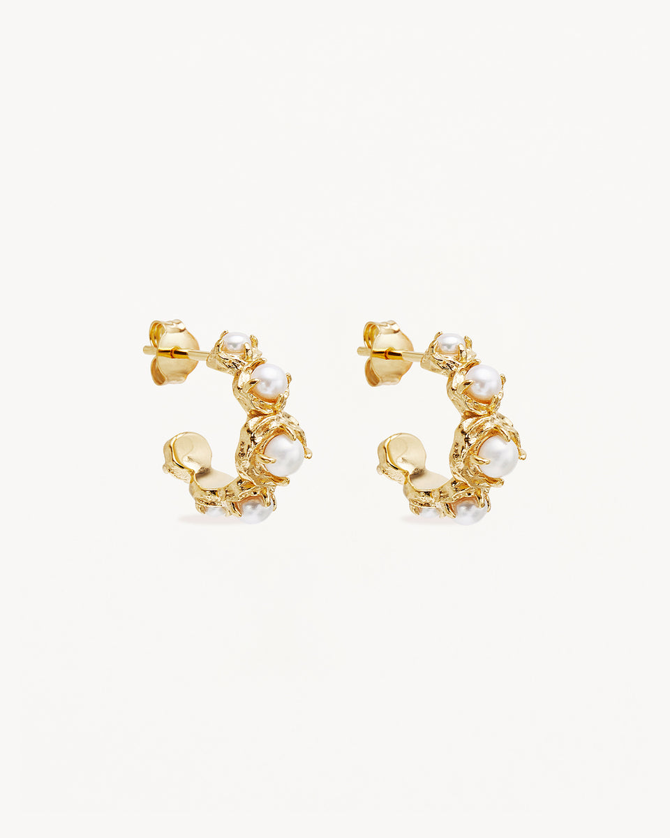 Charlotte Pearl Earrings main image 0