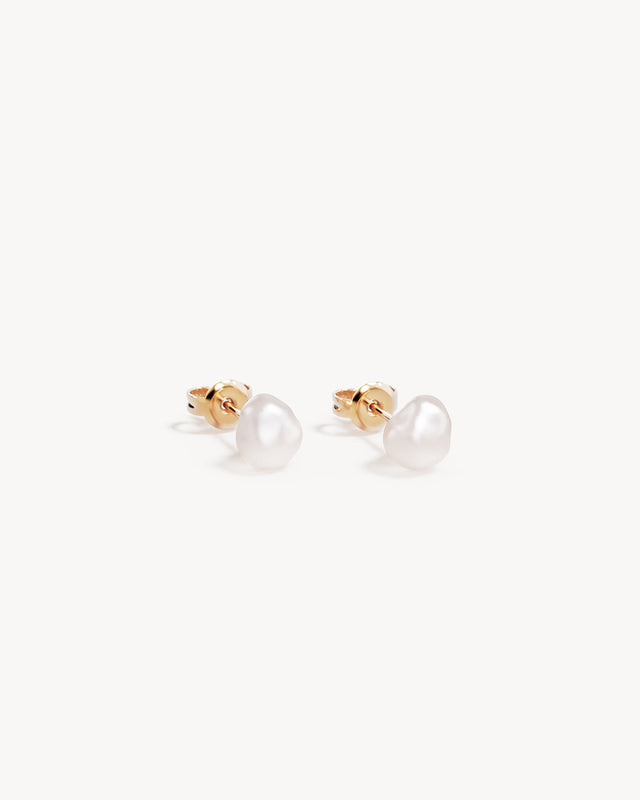 18k Gold Vermeil Pearl Under the Moonlight Stud Earrings