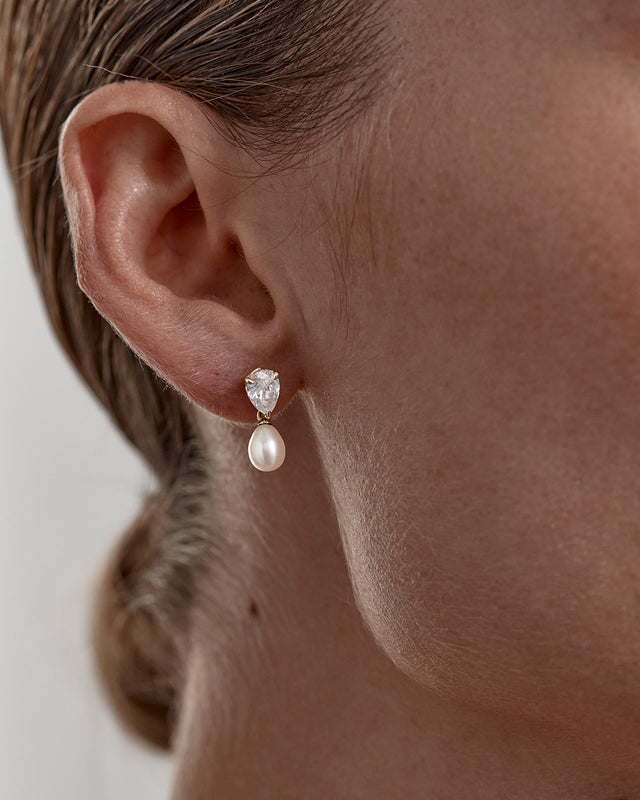 14k Solid Gold Moonlit Lotus Lab-Grown Diamond Pearl Drop Earring