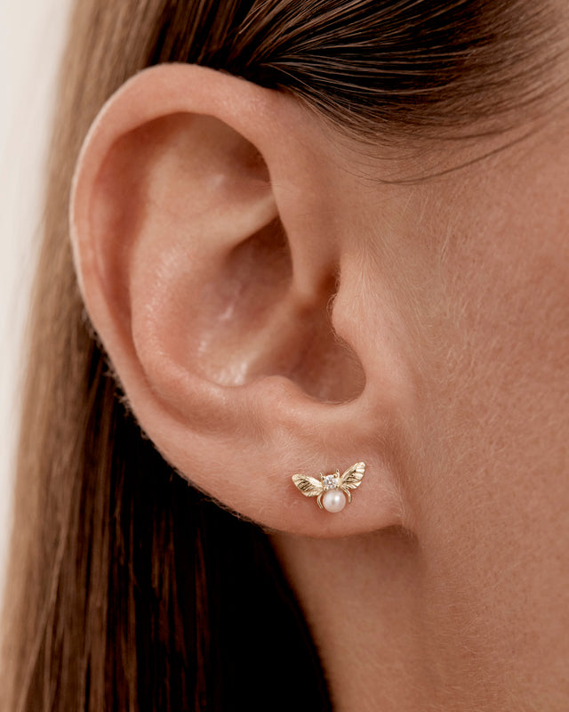 9k Solid Gold Guardian Bumblebee Lab-Grown Pearl Earring