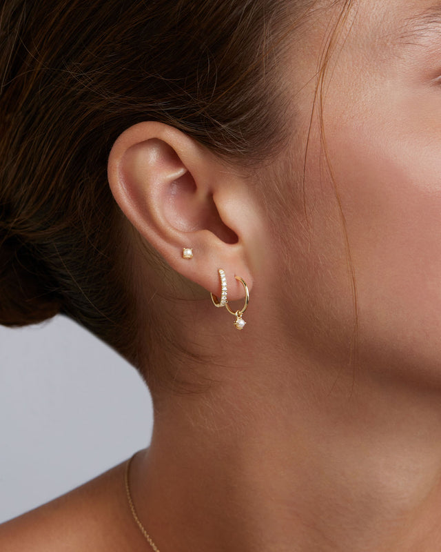 14k Solid Gold Serene Pearl Stud Earring