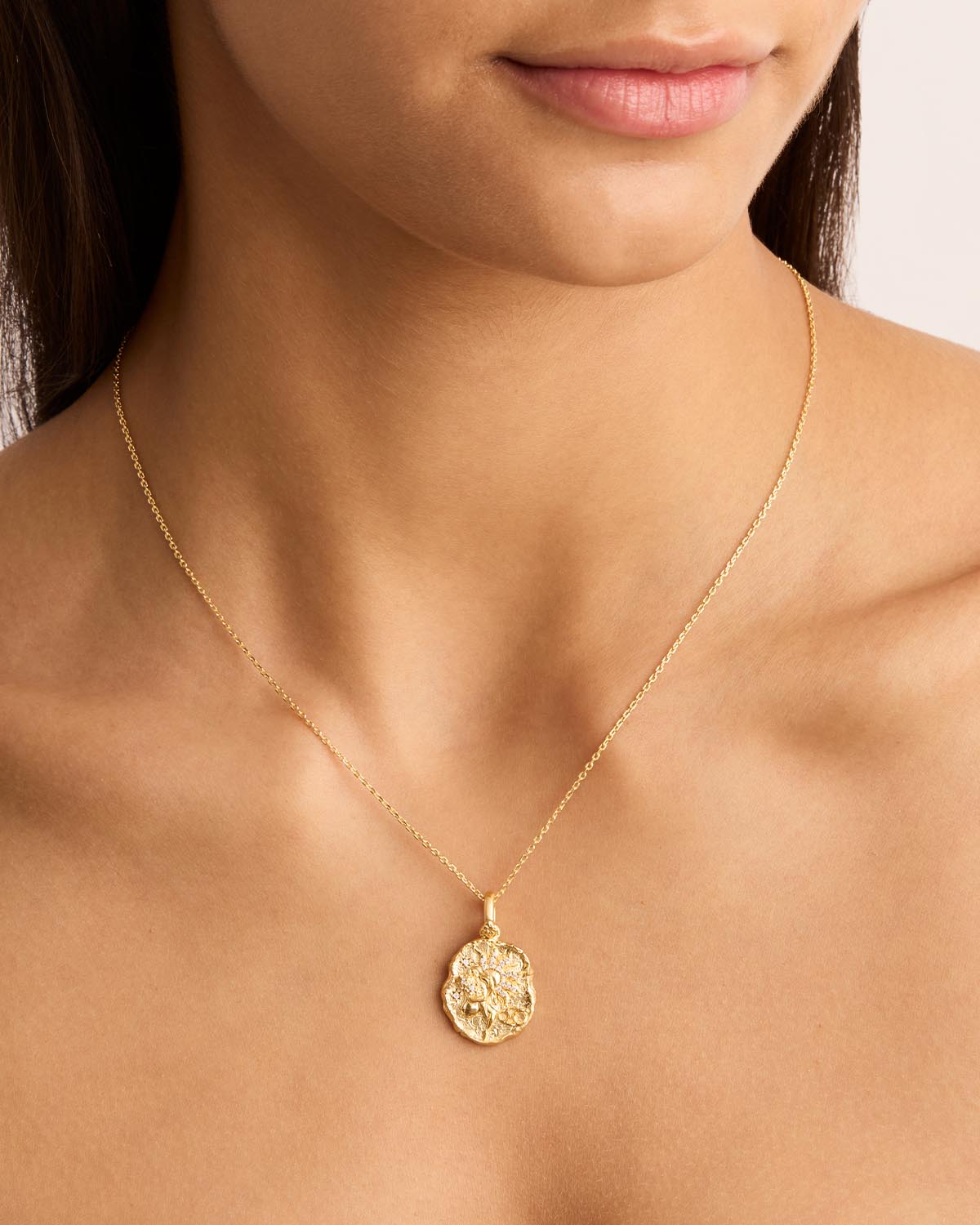 Cancer - Zodiac Necklace Finished in 18kt Yellow Gold - CRISLU