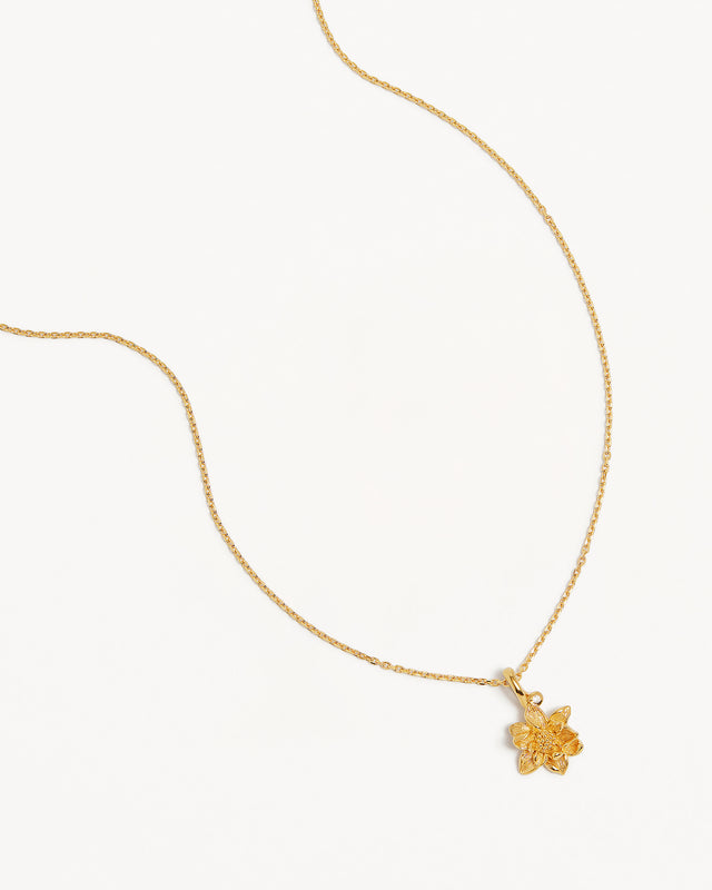 18k Gold Vermeil Water Lily July Birth Flower Necklace