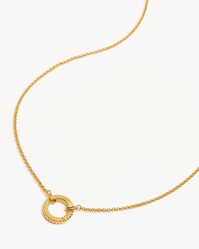 Gold Intertwined Annex Link Necklace