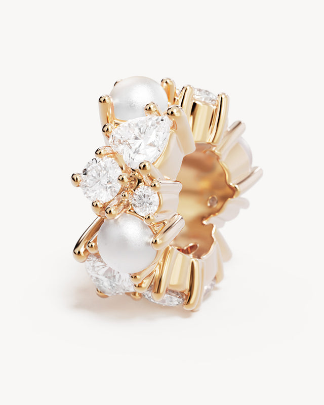 18k Gold Vermeil Love in Stillness Pearl Petal Charm
