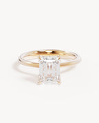 18k Solid Gold Lotus Solitaire Engagement Ring - Emerald 1.5ct