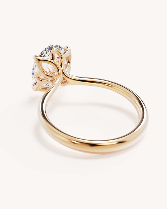 18k Solid Gold Lotus Solitaire Engagement Ring - Oval 3ct