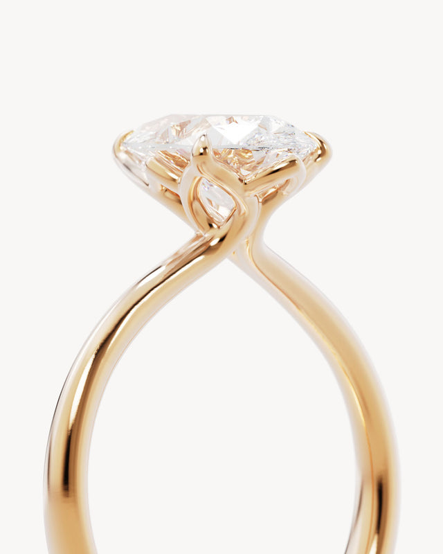 18k Solid Gold Lotus Solitaire Engagement Ring - Pear 2ct