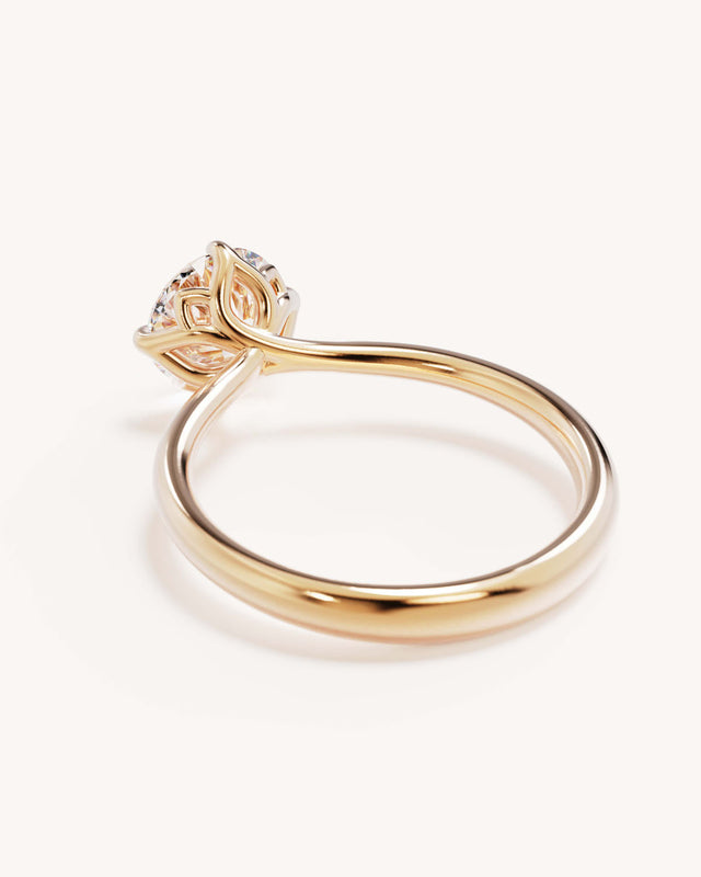 18k Solid Gold Lotus Solitaire Engagement Ring - Round 1.5ct