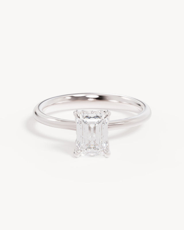 18k Solid White Gold Lotus Solitaire Engagement Ring - Emerald