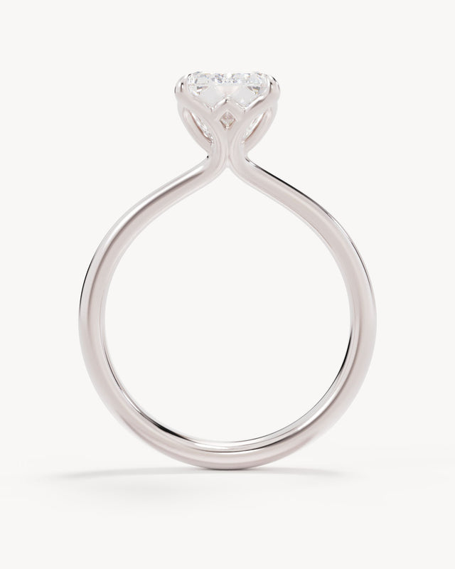 18k Solid White Gold Lotus Solitaire Engagement Ring - Emerald 2.5ct