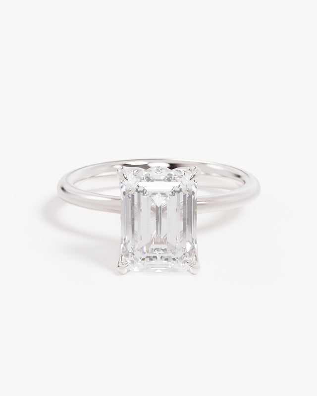 18k Solid White Gold Lotus Solitaire Engagement Ring - Emerald 3ct