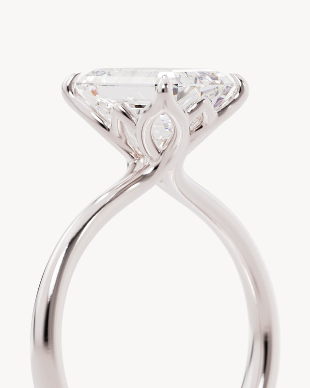 18k Solid White Gold Lotus Solitaire Engagement Ring - Emerald 3ct