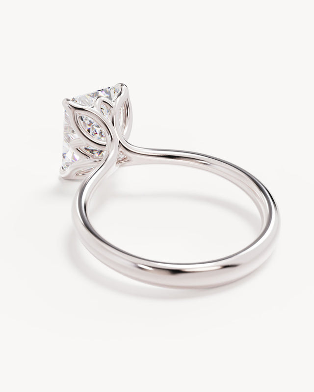 18k Solid White Gold Lotus Solitaire Engagement Ring - Emerald 3ct