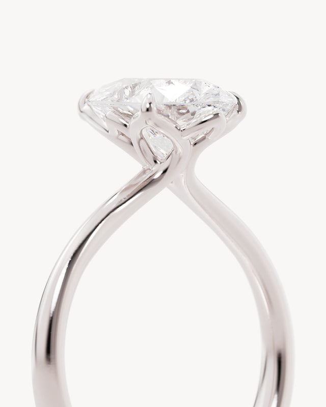 18k Solid White Gold Lotus Solitaire Engagement Ring - Pear 2.5ct
