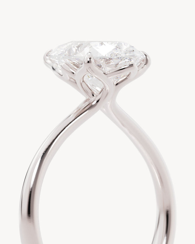 18k Solid White Gold Lotus Solitaire Engagement Ring - Pear 3ct