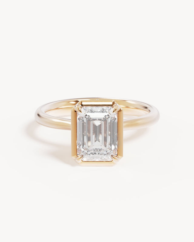 18k Solid Gold Hidden Lotus Engagement Ring - Emerald 2ct