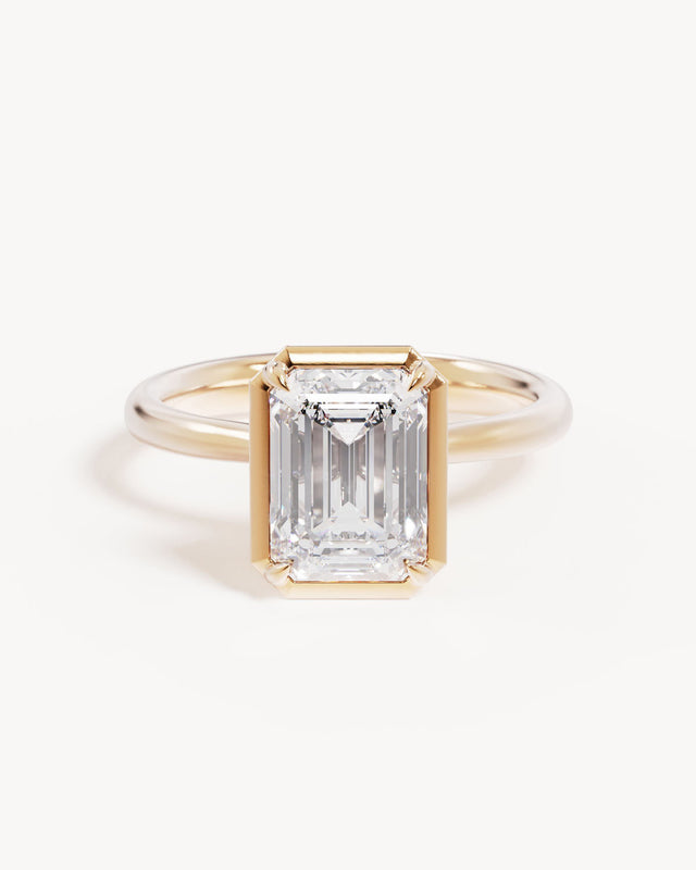 18k Solid Gold Hidden Lotus Engagement Ring - Emerald 2.5ct