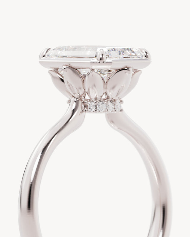 18k Solid White Gold Hidden Lotus Engagement Ring - Emerald 3ct