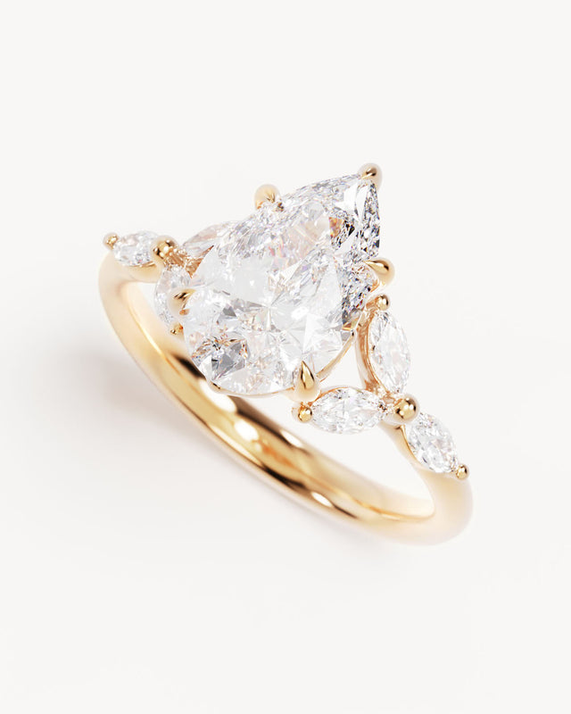 18k Solid Gold Lotus Bloom Engagement Ring - Pear 2ct