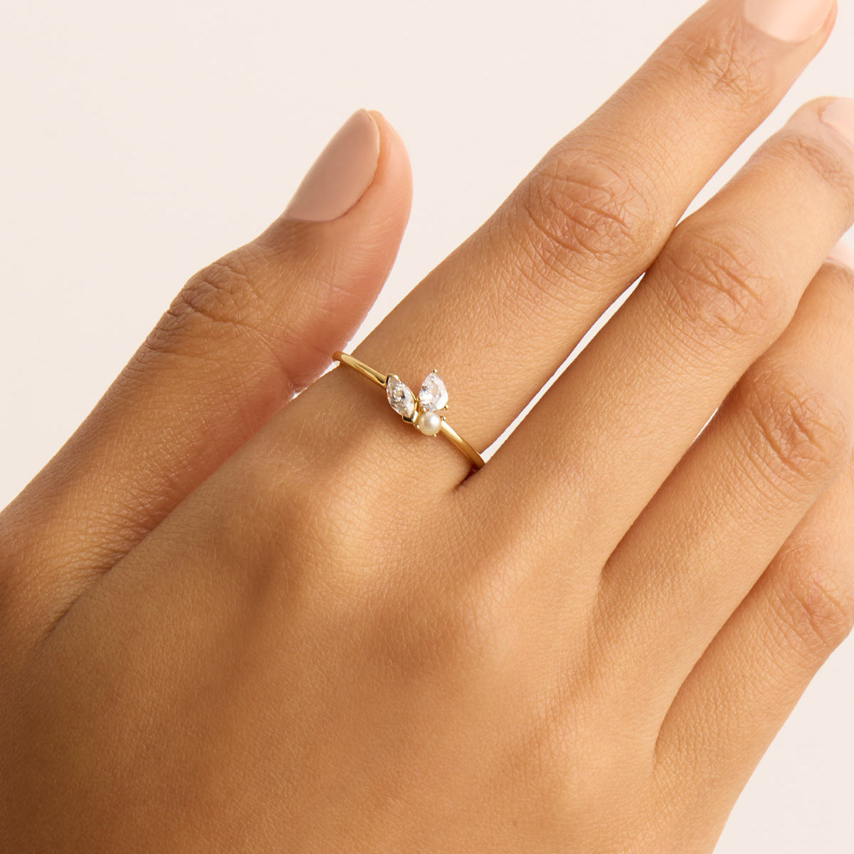 Understanding the 4Cs of Lab-Grown Diamonds Understanding the 4Cs of Lab-Grown Diamonds