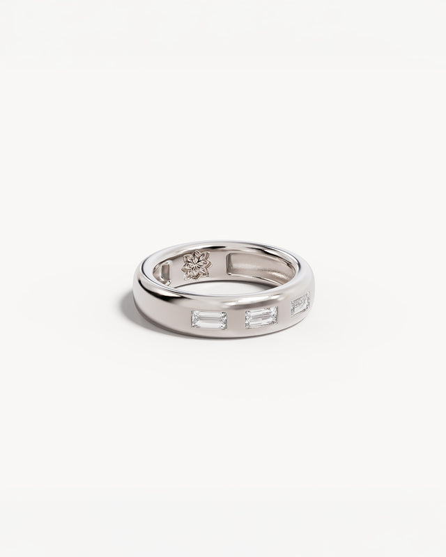 Sterling Silver Magic in Stillness Ring