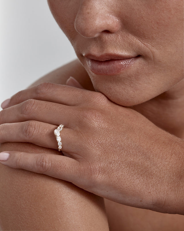18k Solid White Gold Love Embraced Diamond Wedding Band